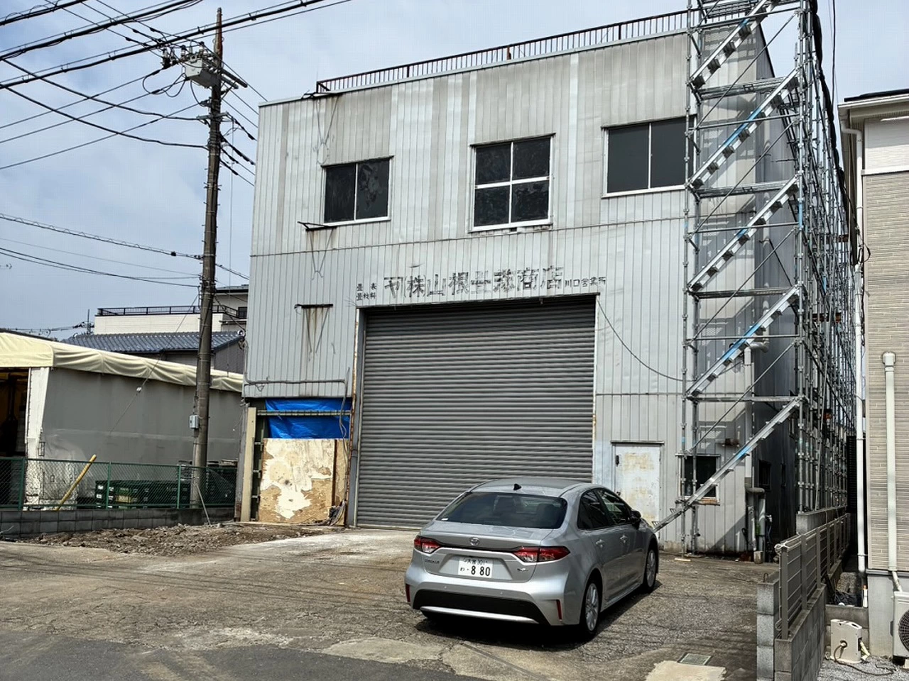 埼玉県川口市大字安行原の倉庫