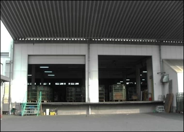 埼玉県入間市宮寺の倉庫