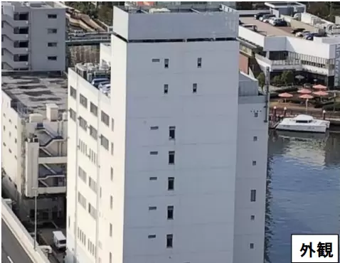 東京都港区海岸の倉庫