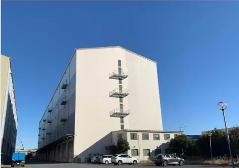 千葉県船橋市西浦の倉庫